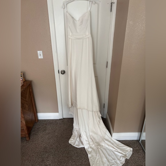 Sarah Seven Jack Wedding Dress - Picture 6 of 9